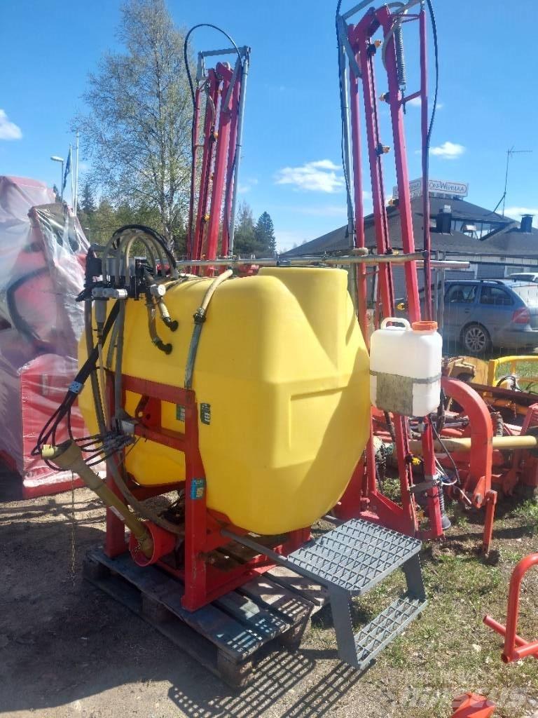 Kasi 3/1000 Pulverizadores montados