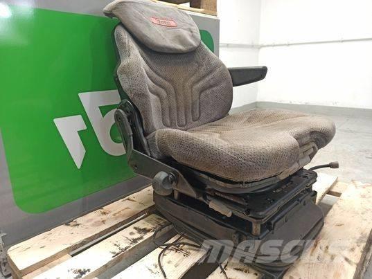 Valtra N 163 chair Cabina