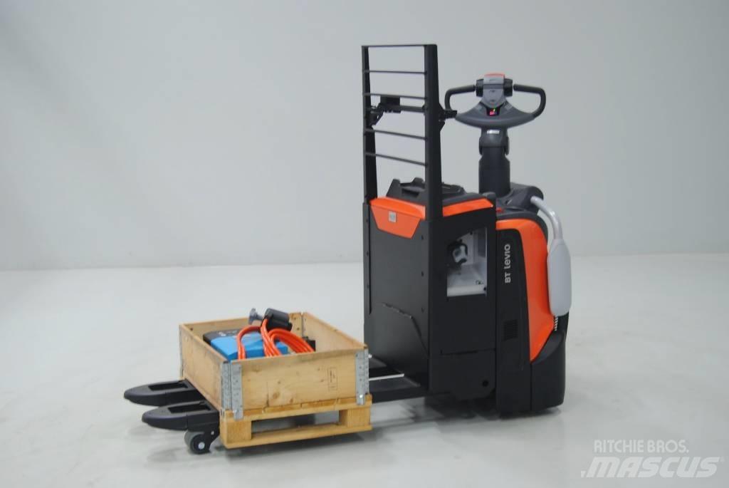 Toyota LPE220 Porta palettes
