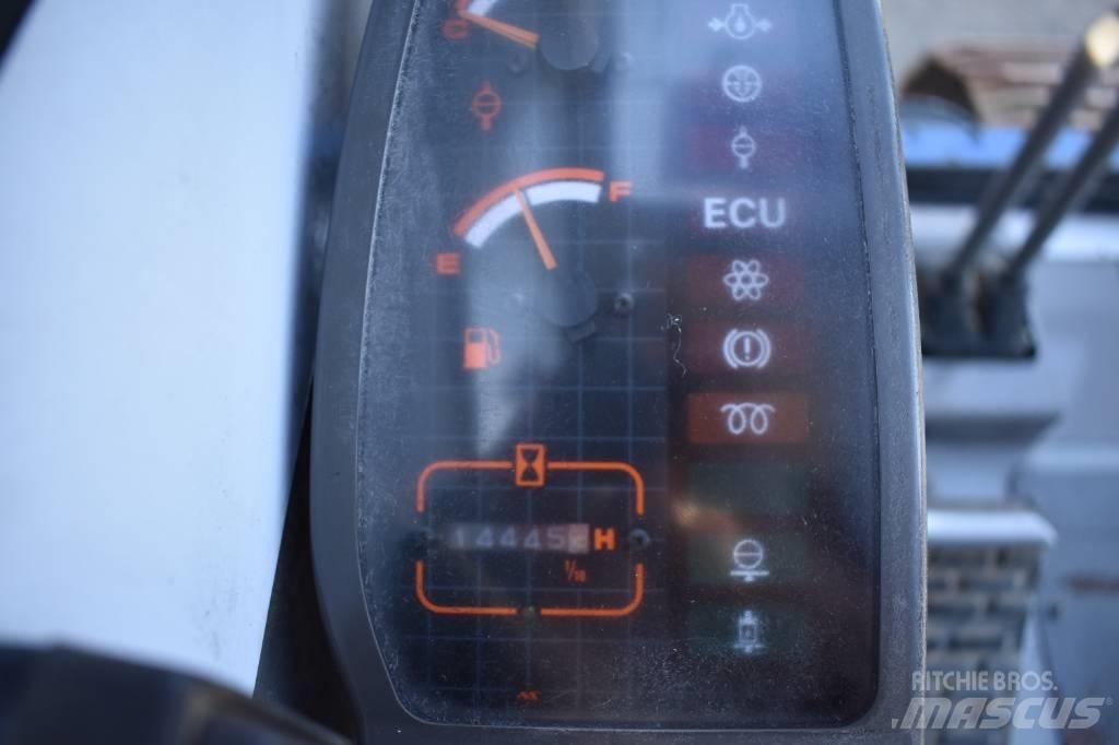 Hitachi SCX700 Gruas de rastos