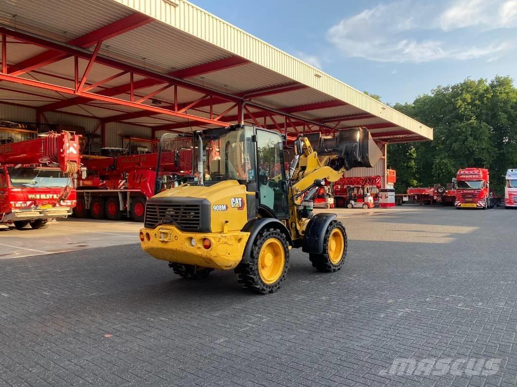 CAT 908M Carregadeiras de rodas