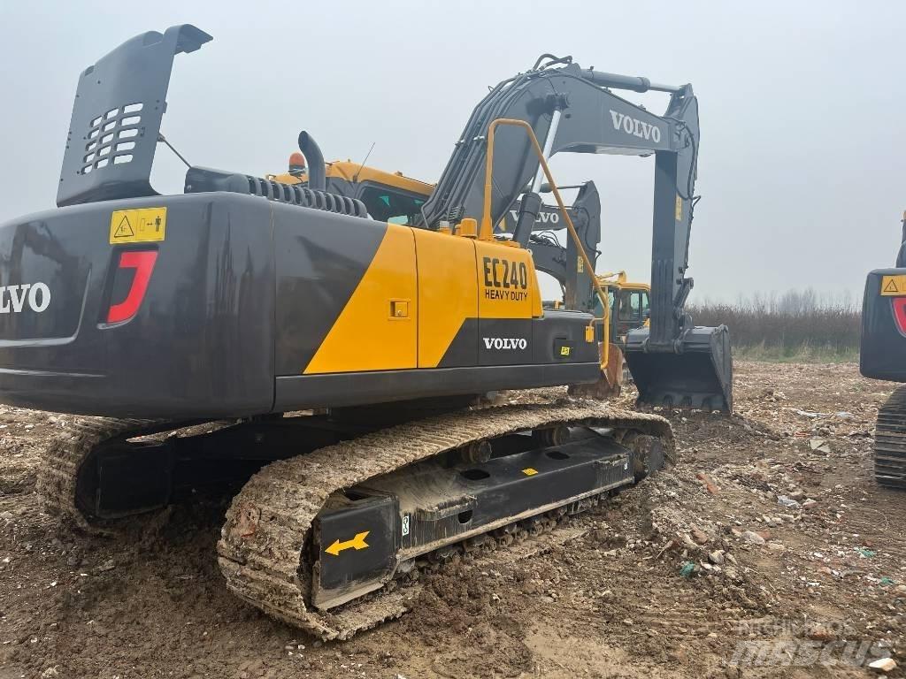 Volvo EC240BLC Escavadeiras de esteiras