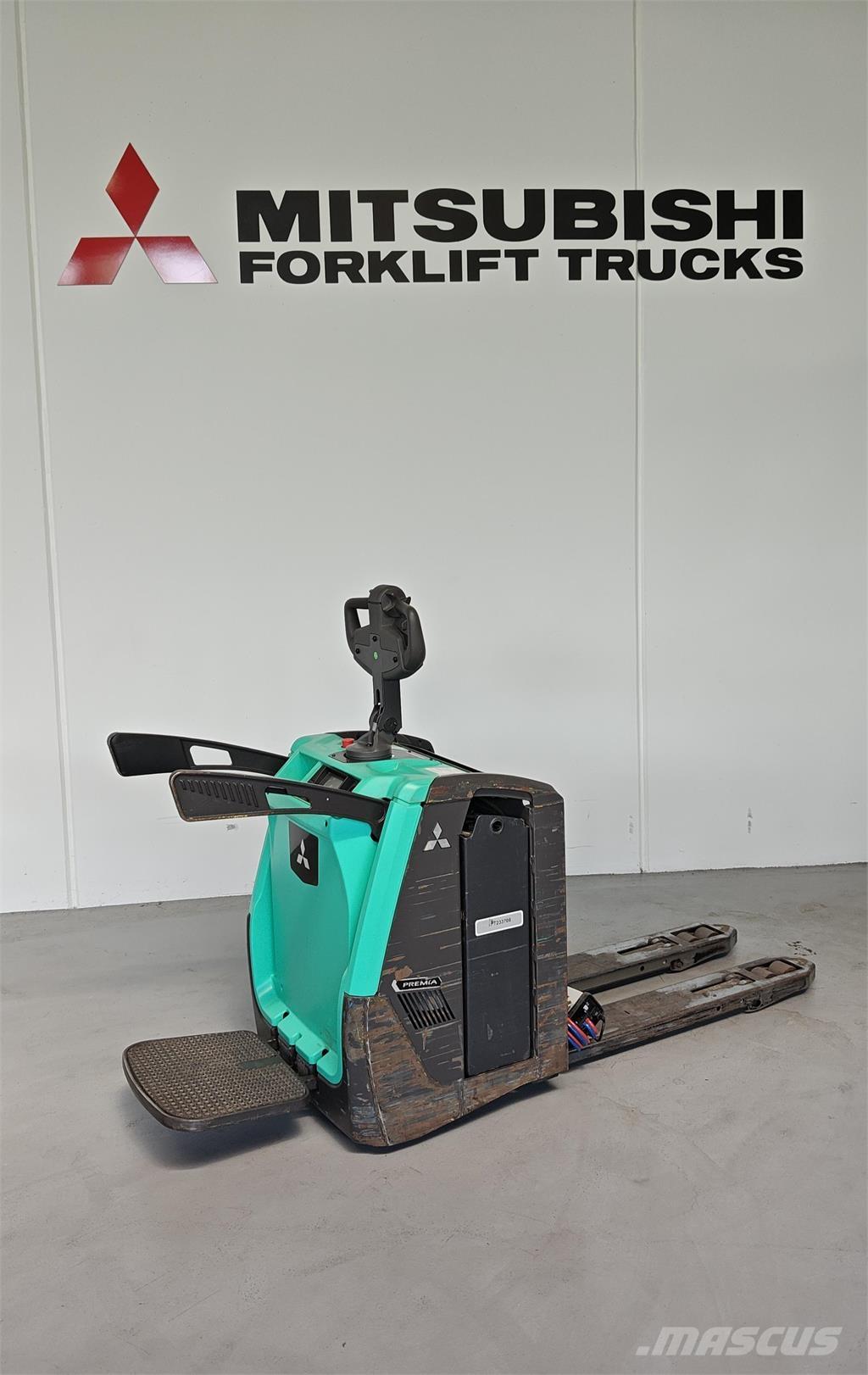 Mitsubishi PBV20N3 Camiőes de caixa aberta