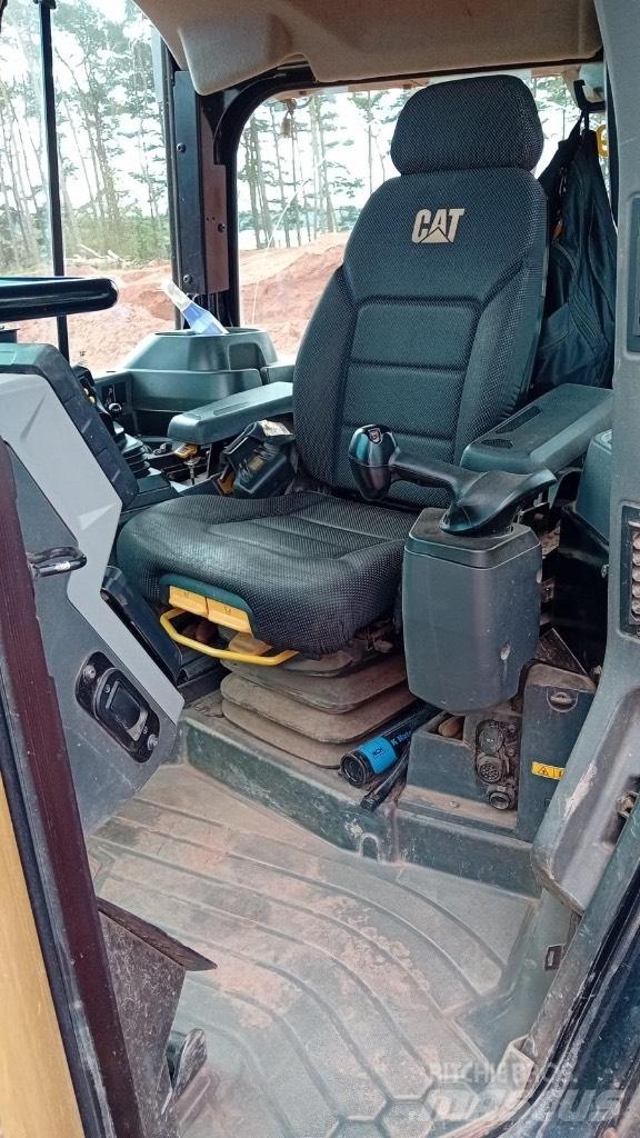 CAT D 6 T LGP Dozers - Tratores rastos