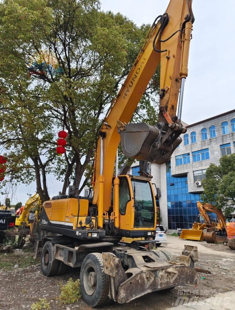 Hyundai R210W-9 Escavadoras de rodas