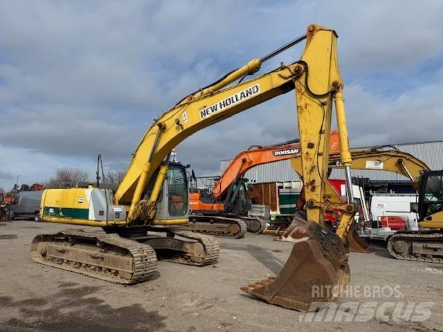 New Holland E 215 Escavadeiras de esteiras