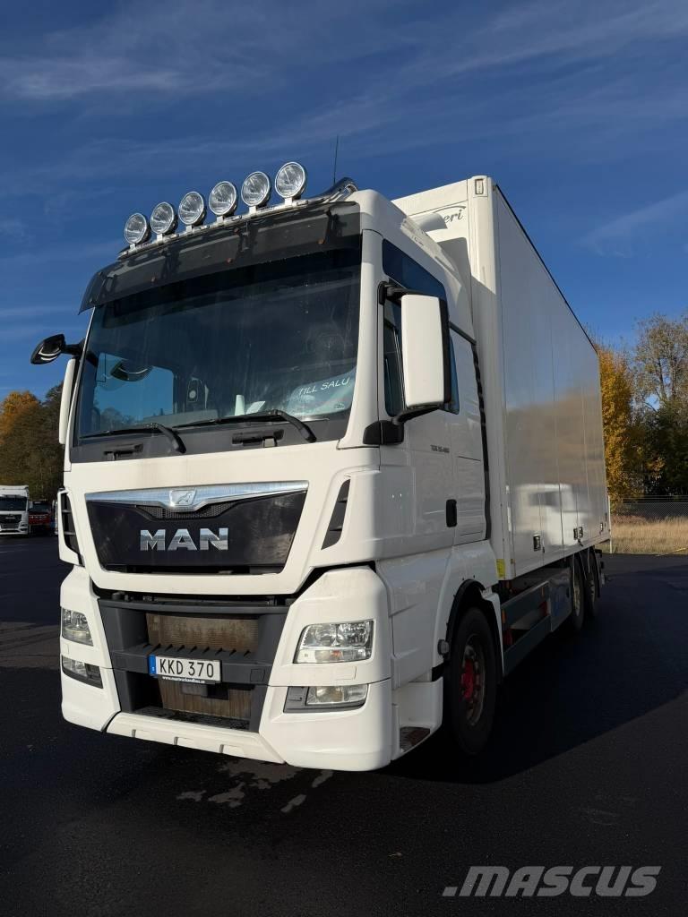 MAN TGX 26.480 6x2 Caminhões de caixa fechada