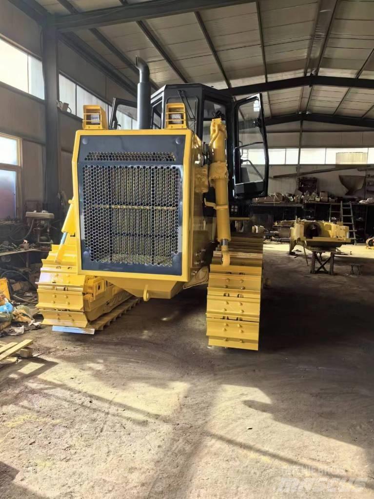 Shantui SD 22 Dozers - Tratores rastos