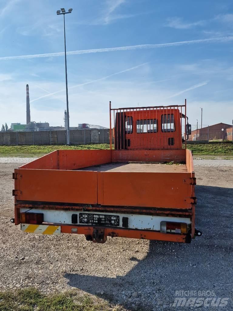 Iveco Eurocargo Camiões estrado/caixa aberta