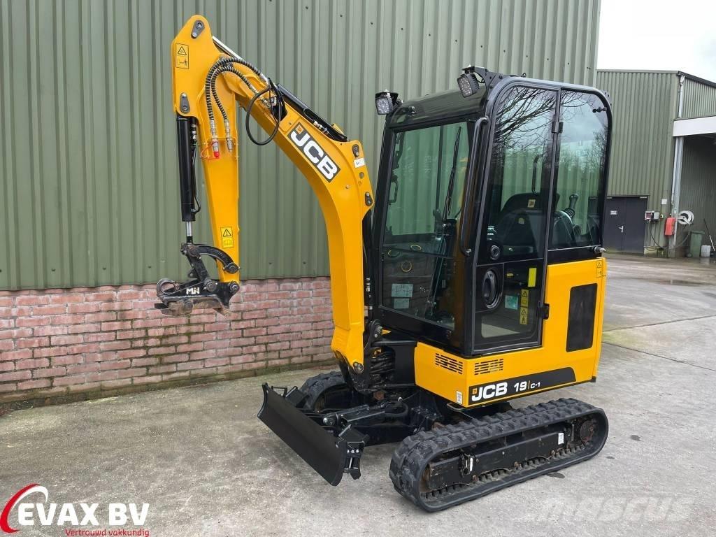 JCB 19 C-1 Miniescavadeiras