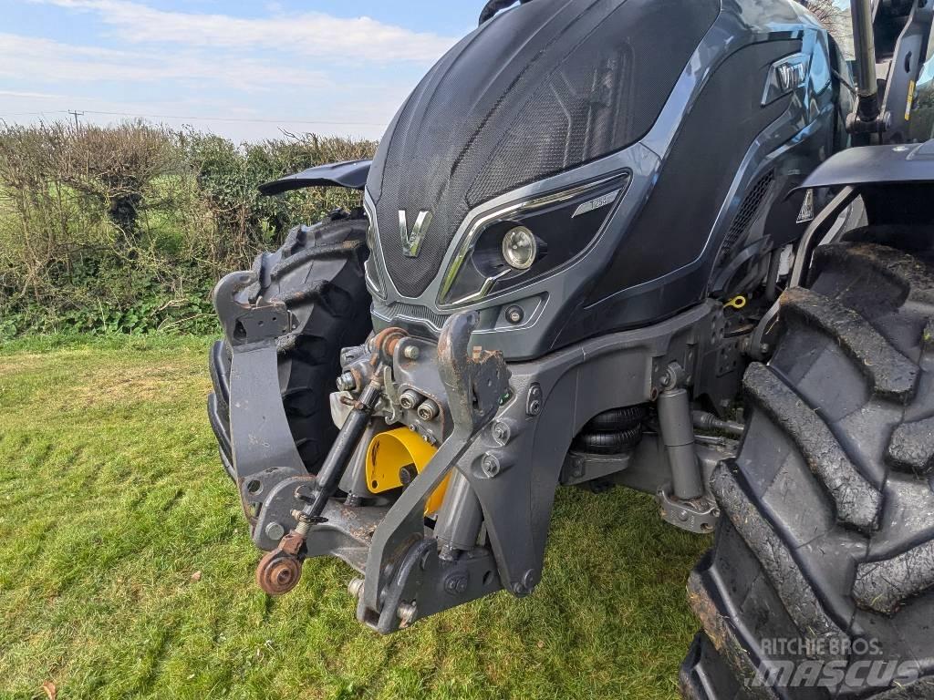 Valtra T 254 Tratores Agrícolas usados