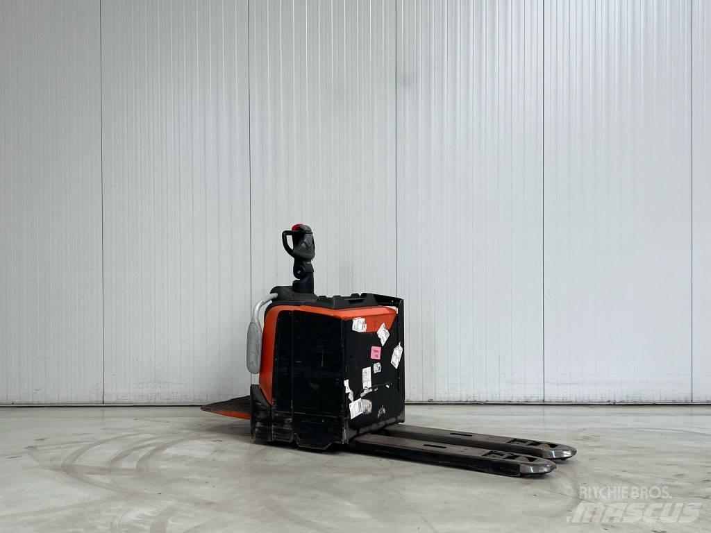 BT LPE250 Porta-paletes com plataforma