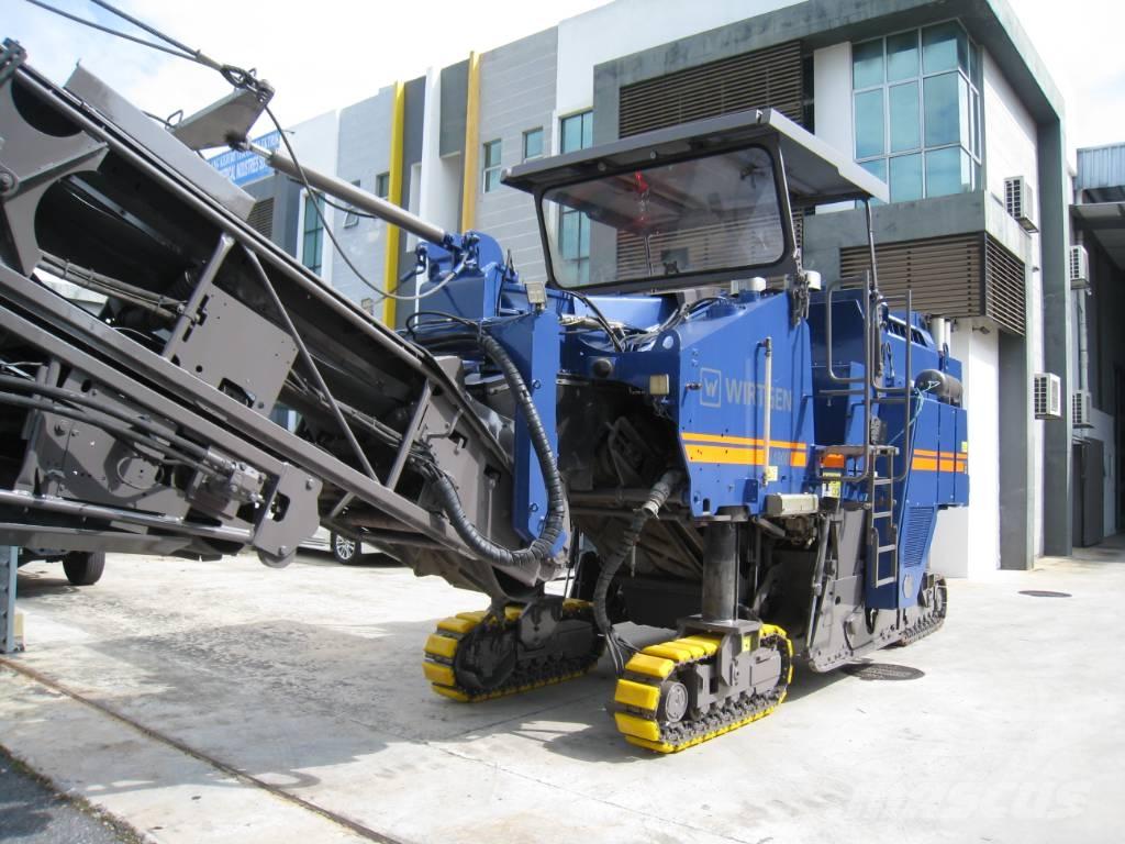 Wirtgen W 1900 Moinhos de asfalto a frio