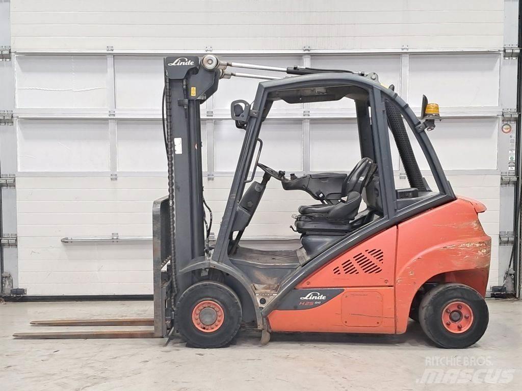 Linde H25D-02 Empilhadores Diesel