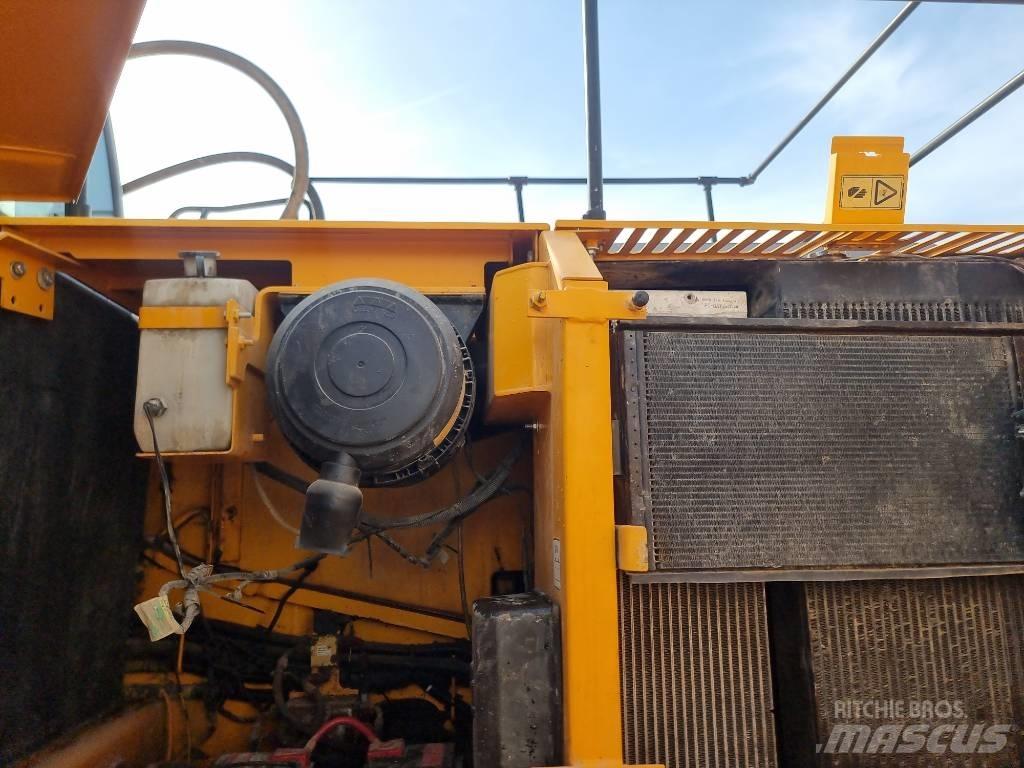 JCB JS 220 LC Escavadeiras de esteiras