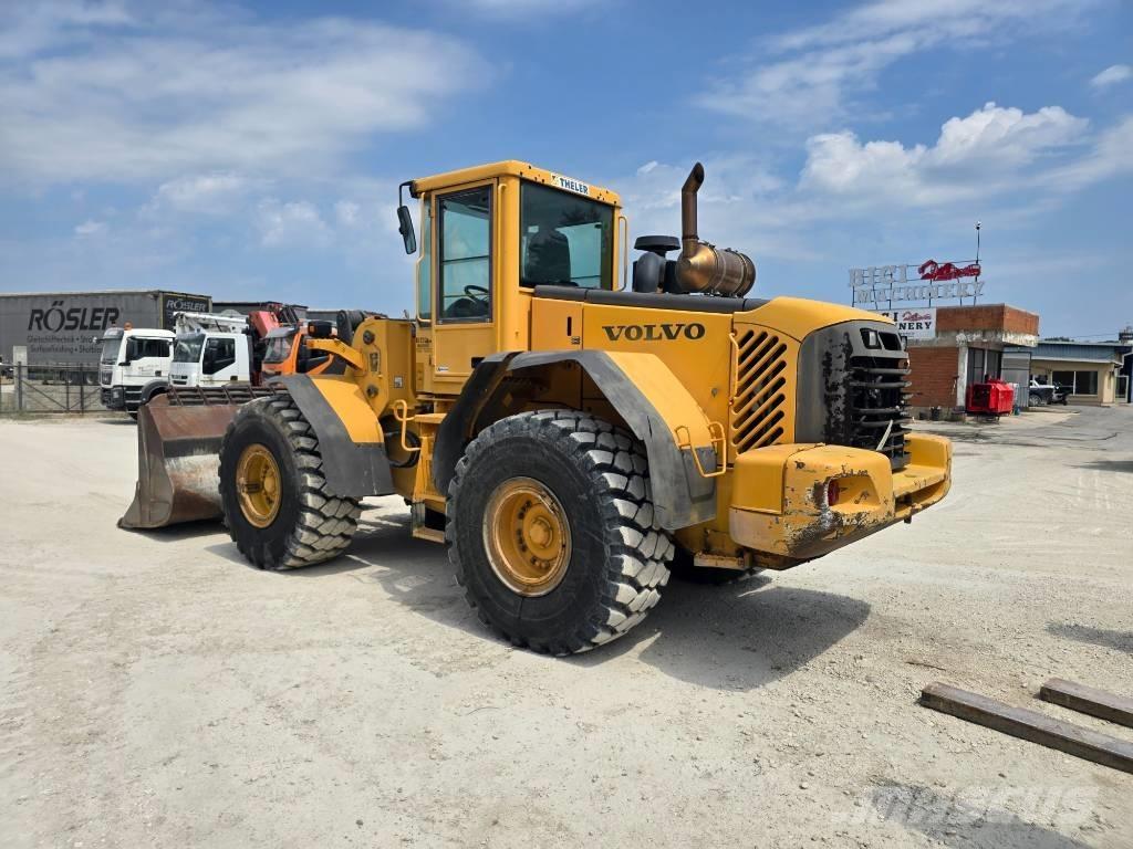Volvo L 120 E Carregadeiras de rodas