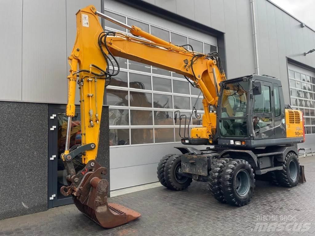 Hyundai R140W-7A Escavadoras de rodas