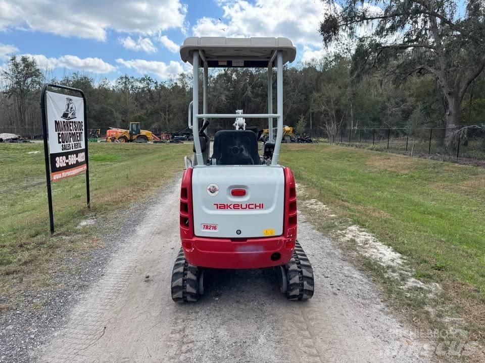 Takeuchi TB 216 Miniescavadeiras
