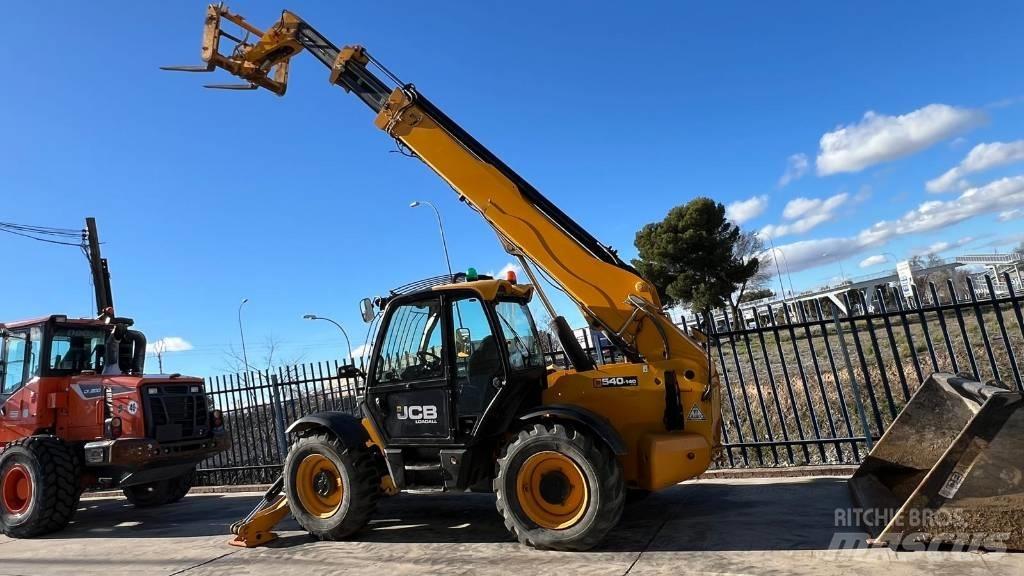 JCB 540-140 Manipulador telescópico