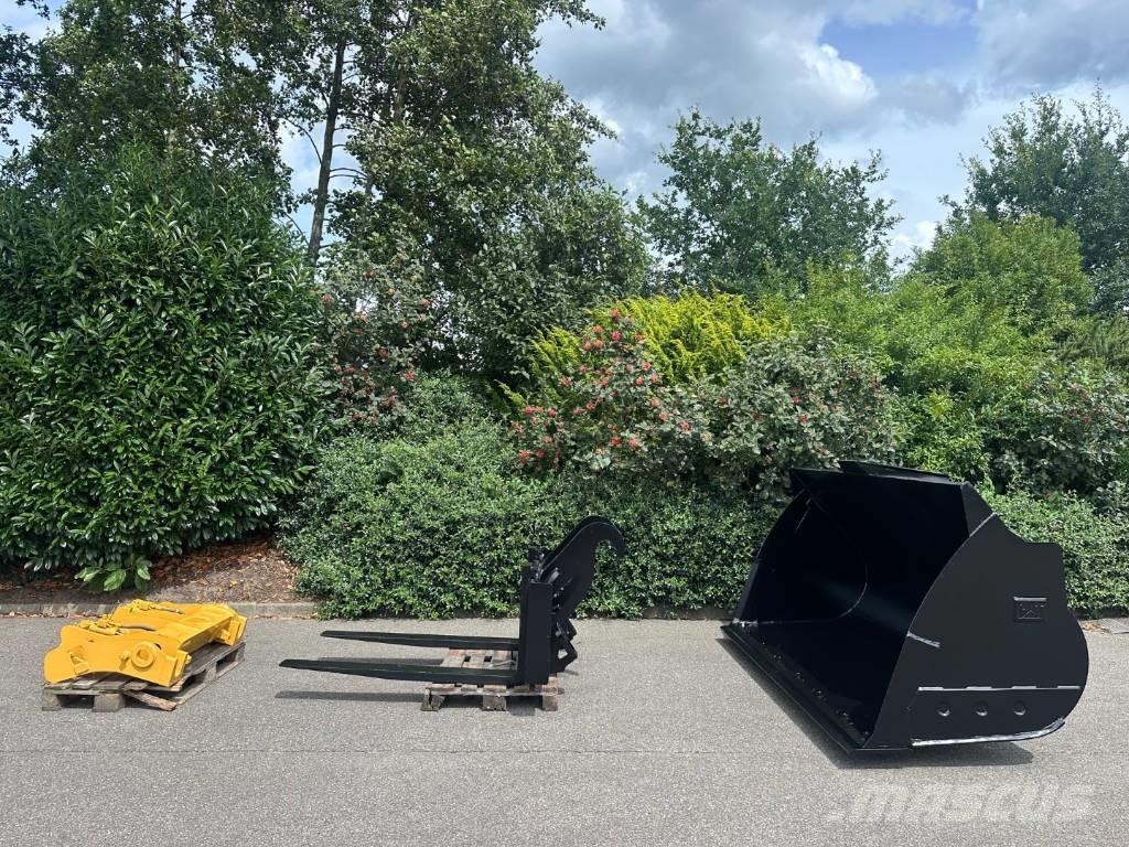 CAT 938M Carregadeiras de rodas