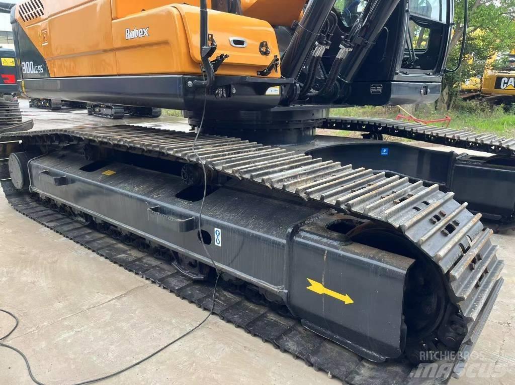 Hyundai R300LC-9S Escavadeiras de esteiras