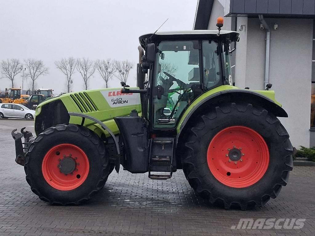 CLAAS Arion 640 Tratores Agrícolas usados