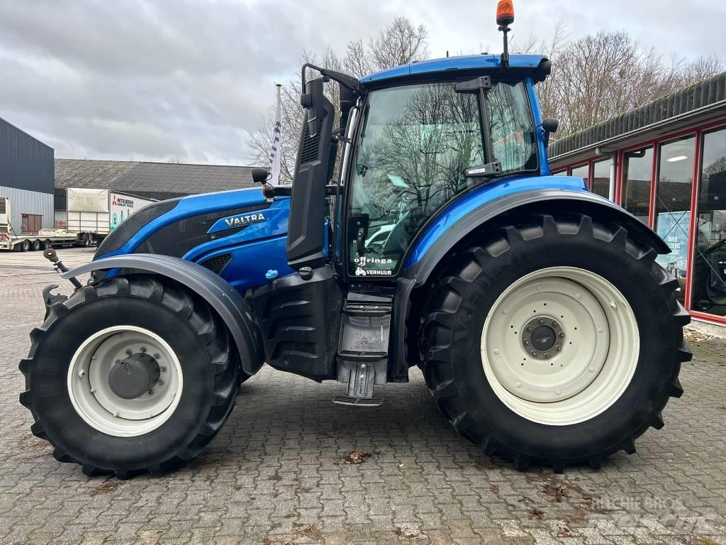 Valtra T 214 Versu Tratores Agrícolas usados