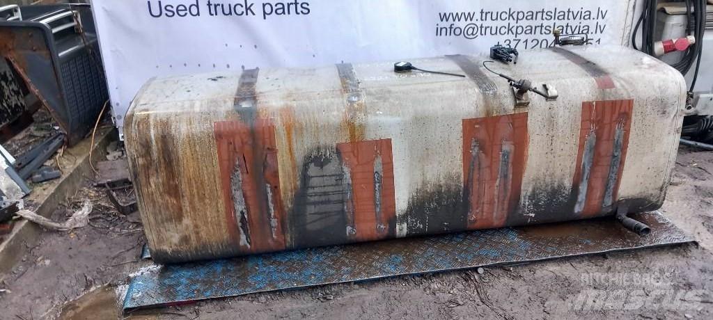 DAF XF95.430 Chassis e suspensões