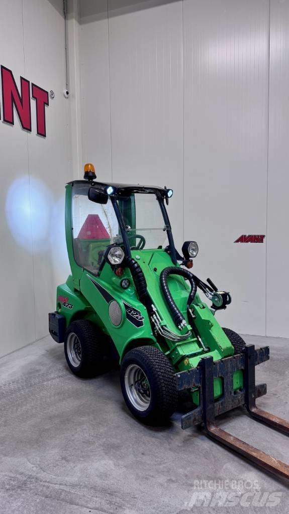 Avant 423 Minicarregadeiras