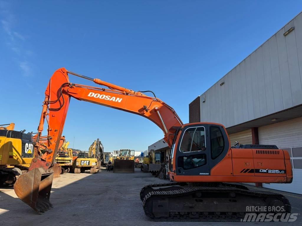 Doosan DX255LC Escavadeiras de esteiras