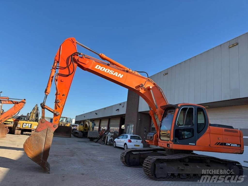 Doosan DX255LC Escavadeiras de esteiras