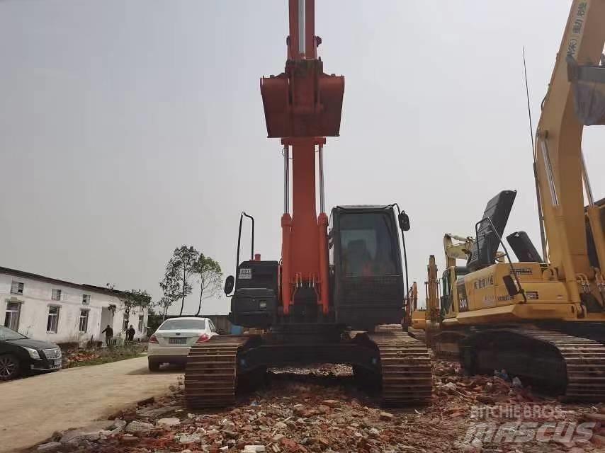Hitachi ZX 210 Escavadeiras de esteiras