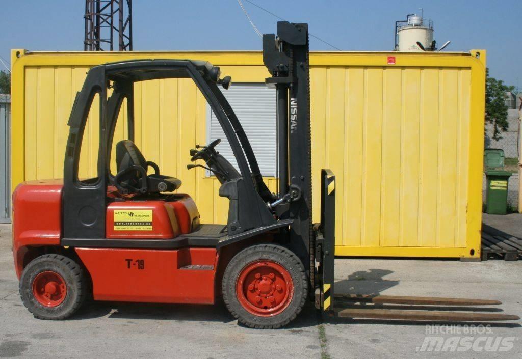 Nissan FGD09A30Q Empilhadores Diesel
