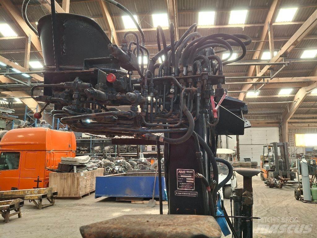 Atlas AK 4002 Gruas carregadoras