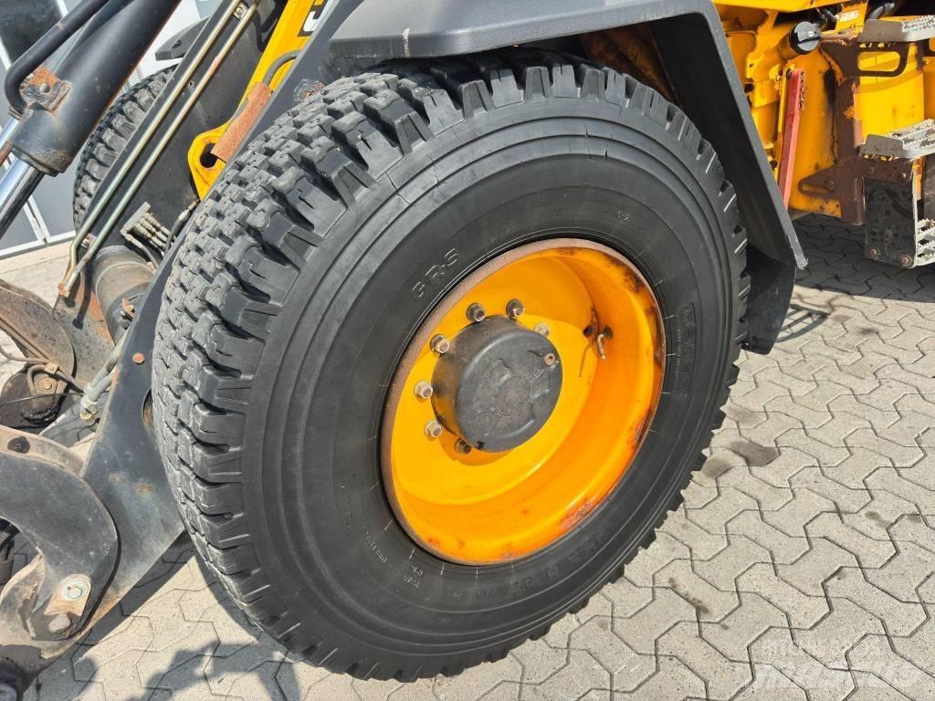 JCB 413 Carregadeiras de rodas