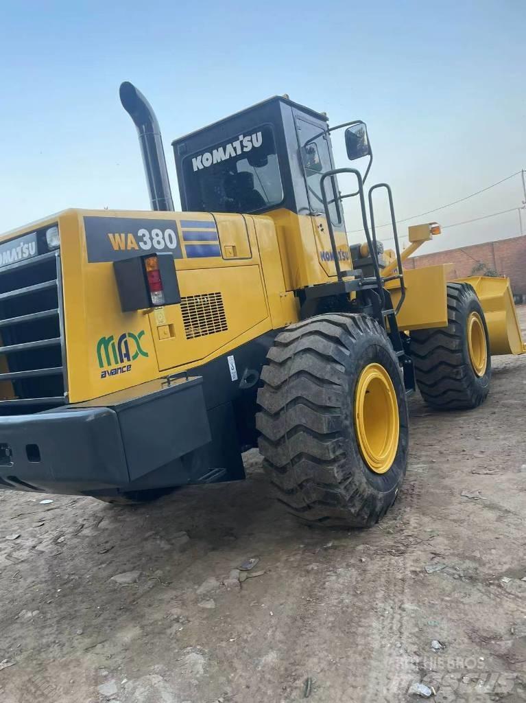 Komatsu WA 380 Carregadeiras de rodas