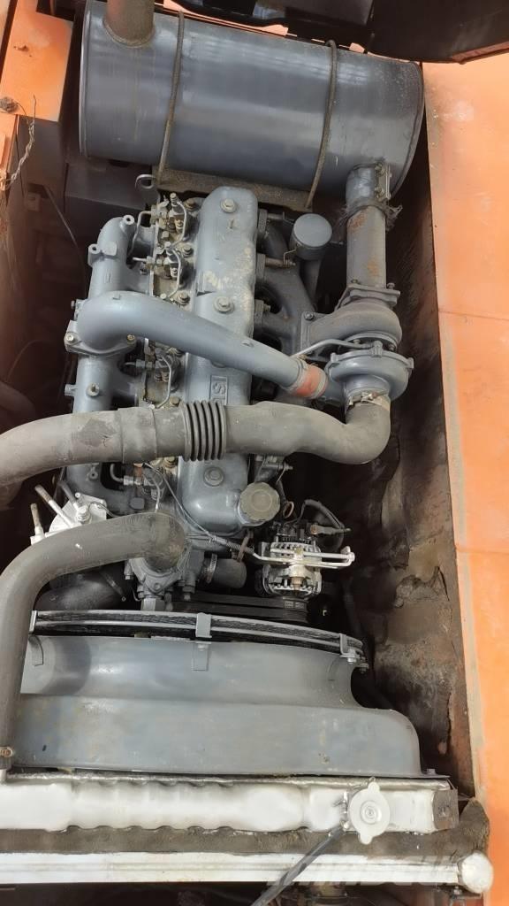 Hitachi EX 200-5 Escavadeiras de esteiras