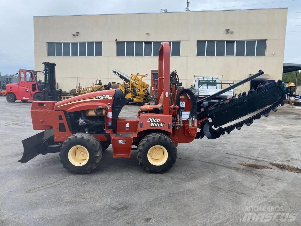 Ditch Witch RT45 Abre-valas