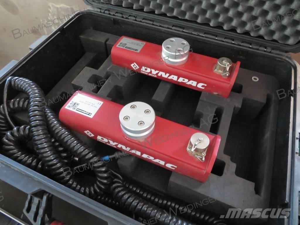 Dynapac SD 2500 CS Espalhadoras de asfalto