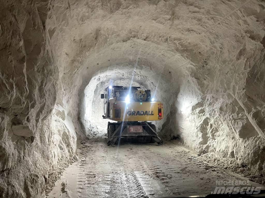 Gradall XL 3300 Outro equipamentos subterrâneos