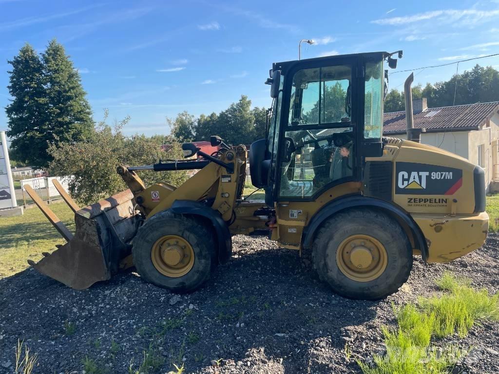 CAT 907 M Carregadeiras de rodas