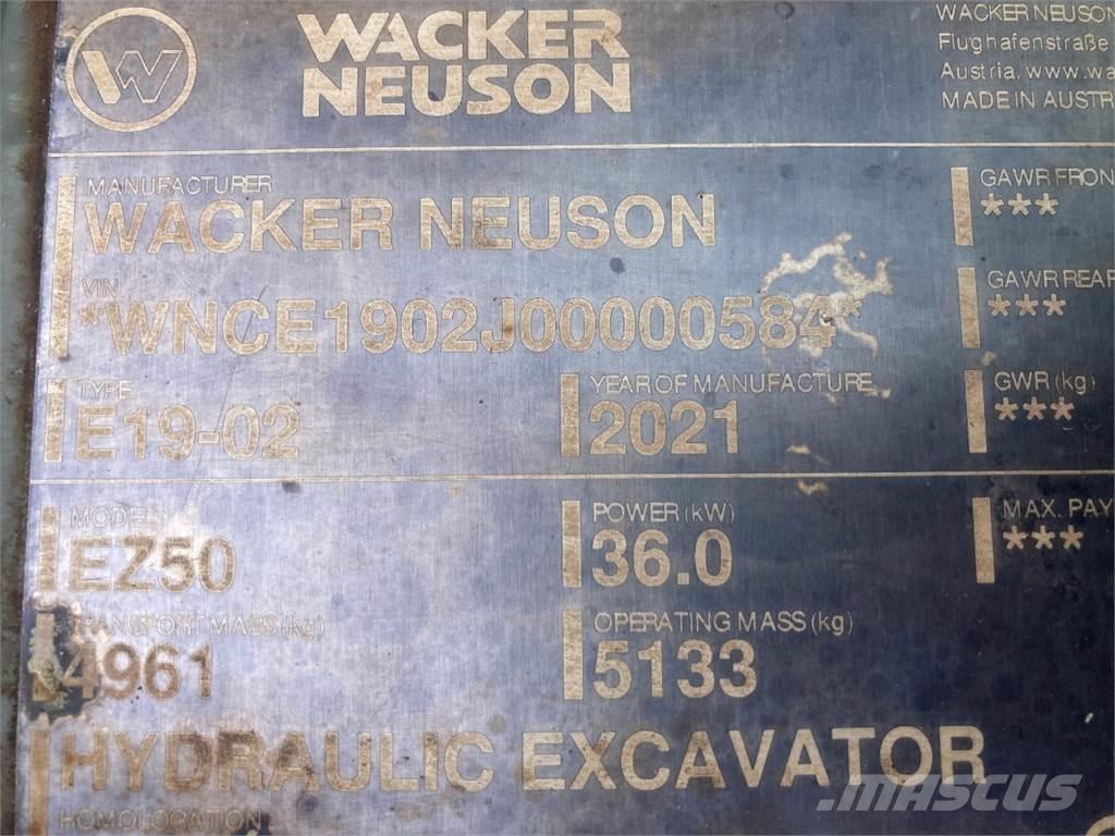 Neuson EZ50 Miniescavadeiras