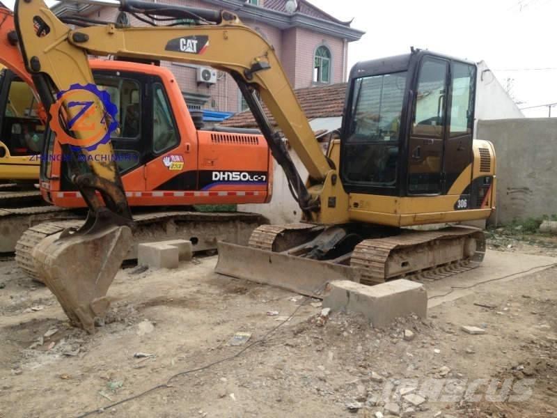 CAT 306 Miniescavadeiras