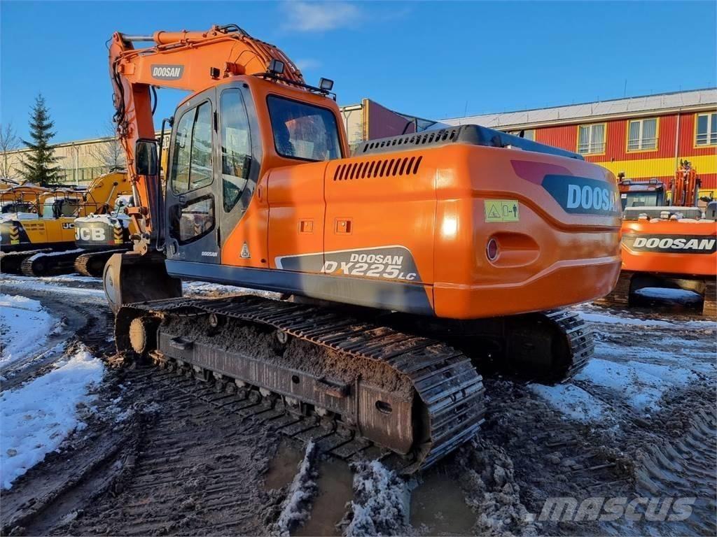 Doosan DX 225 LC Escavadeiras de esteiras