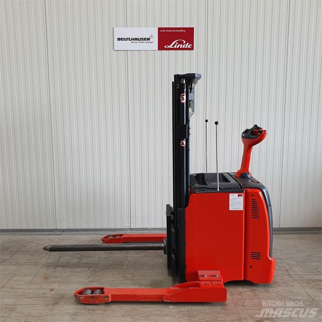 Linde L16AS Empilhador para operador externo
