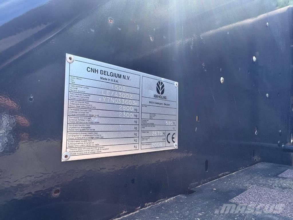 New Holland BR 7060 Enfardadeira de rolos