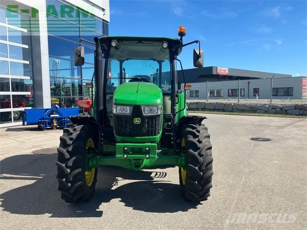 John Deere 5067E Tratores Agrícolas usados
