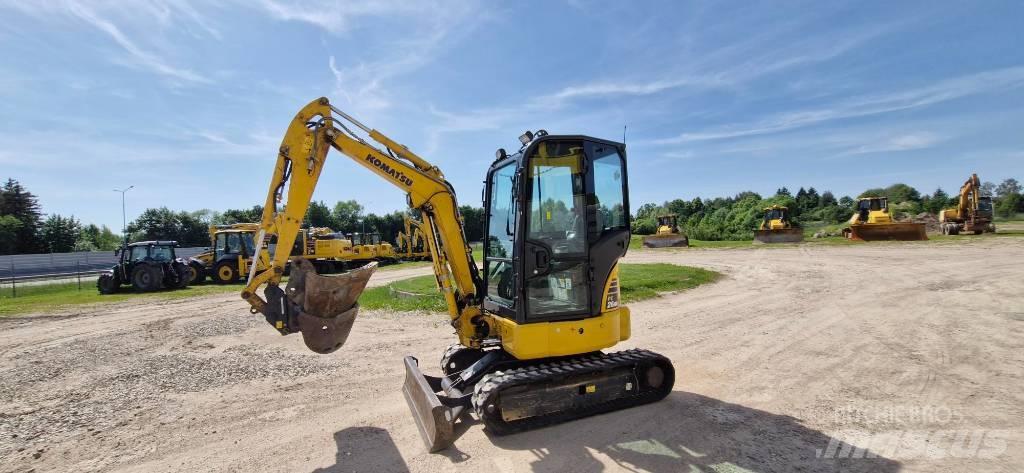 Komatsu PC 26 MR Miniescavadeiras