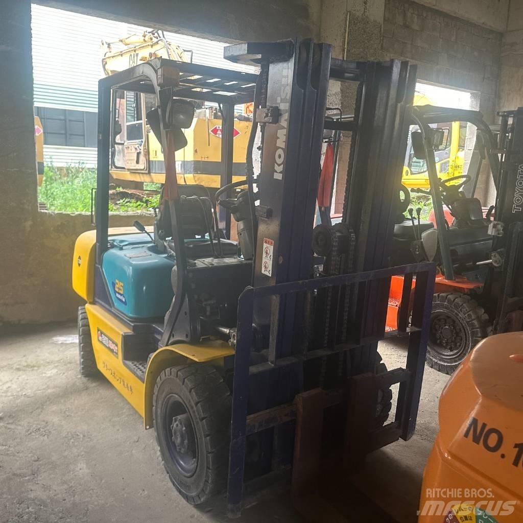 Komatsu F25T-14 Empilhadores Diesel