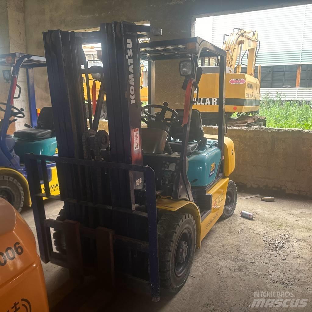 Komatsu F25T-14 Empilhadores Diesel